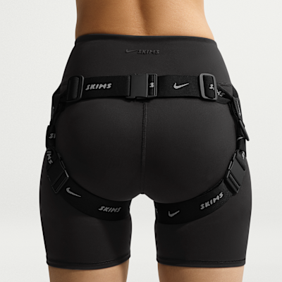 Nike SKIMS ウィメンズ ウエストポケット NIKE公式】NikeSKIMS ウィメンズ ハーネス ウエストポケット
